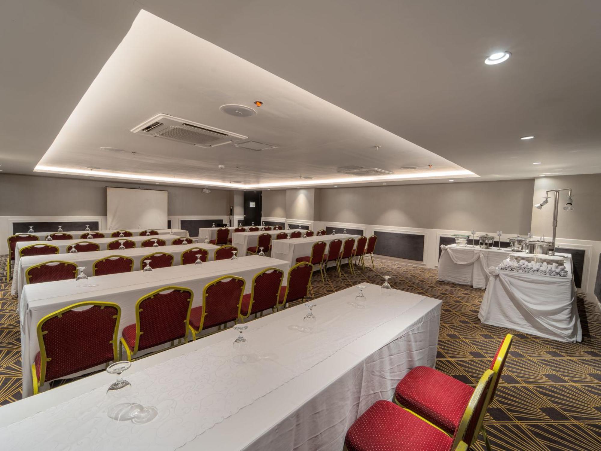 Metrocentre Hotel Tagbilaran City Exteriör bild