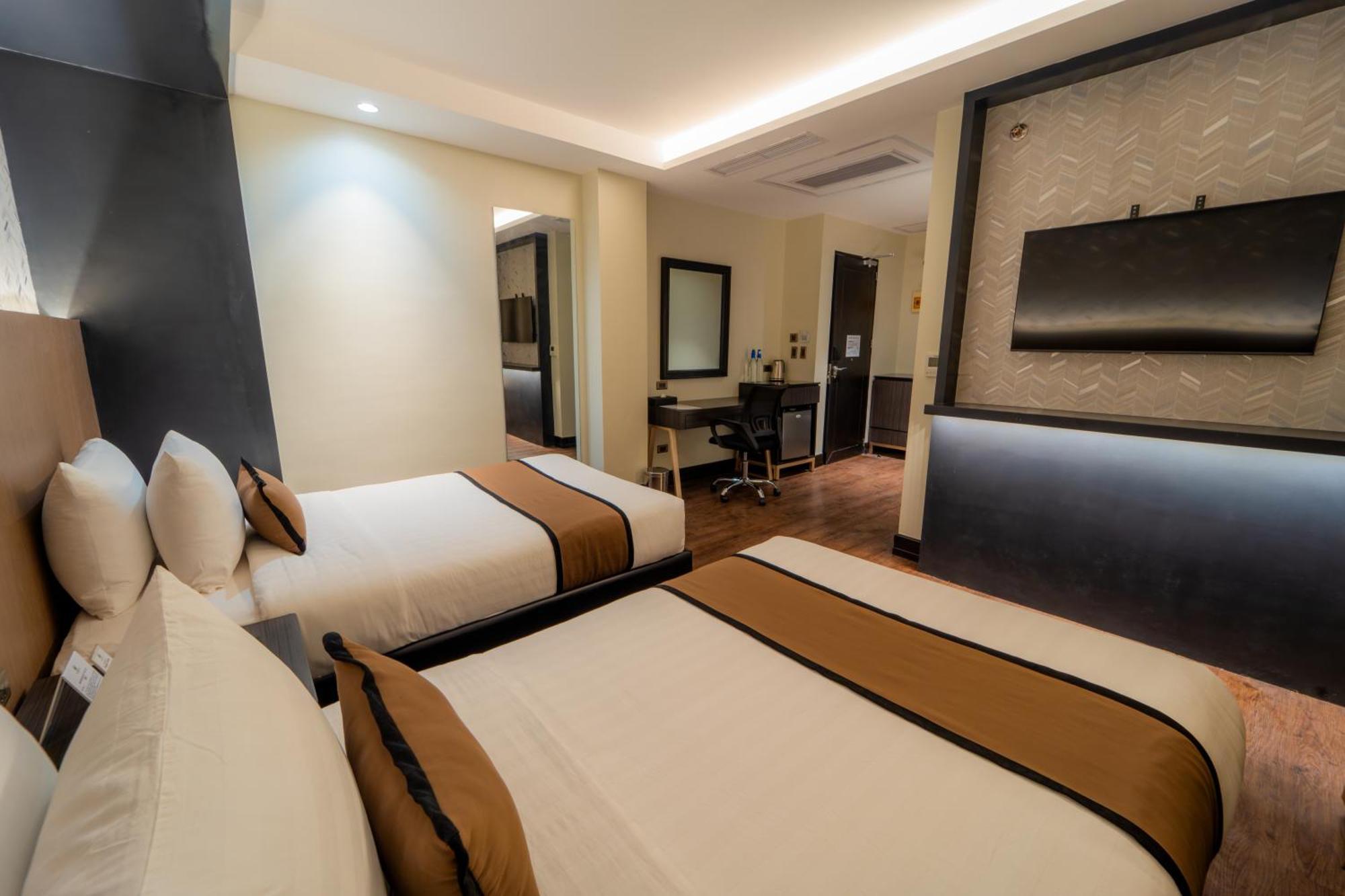 Metrocentre Hotel Tagbilaran City Exteriör bild