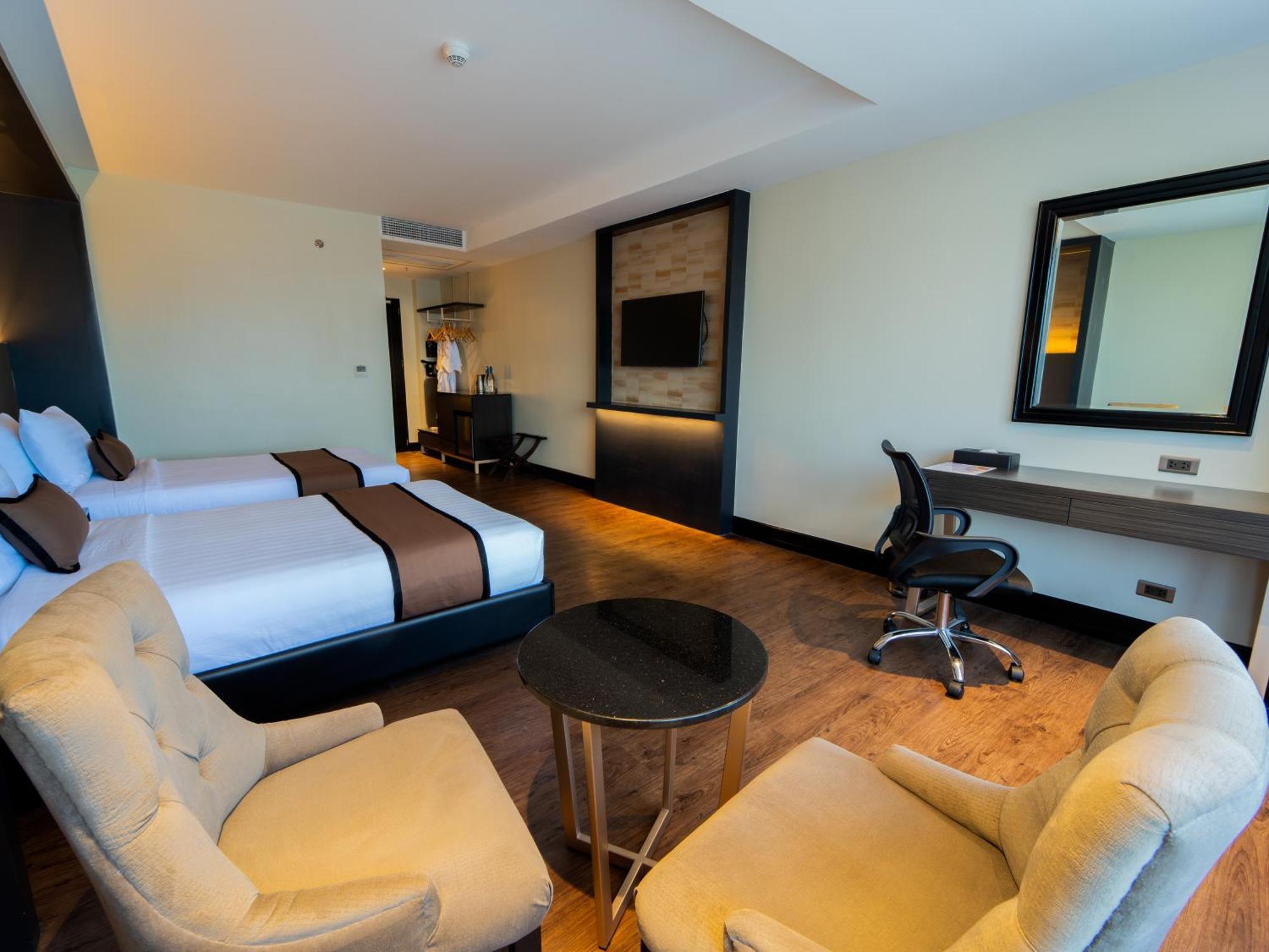 Metrocentre Hotel Tagbilaran City Exteriör bild
