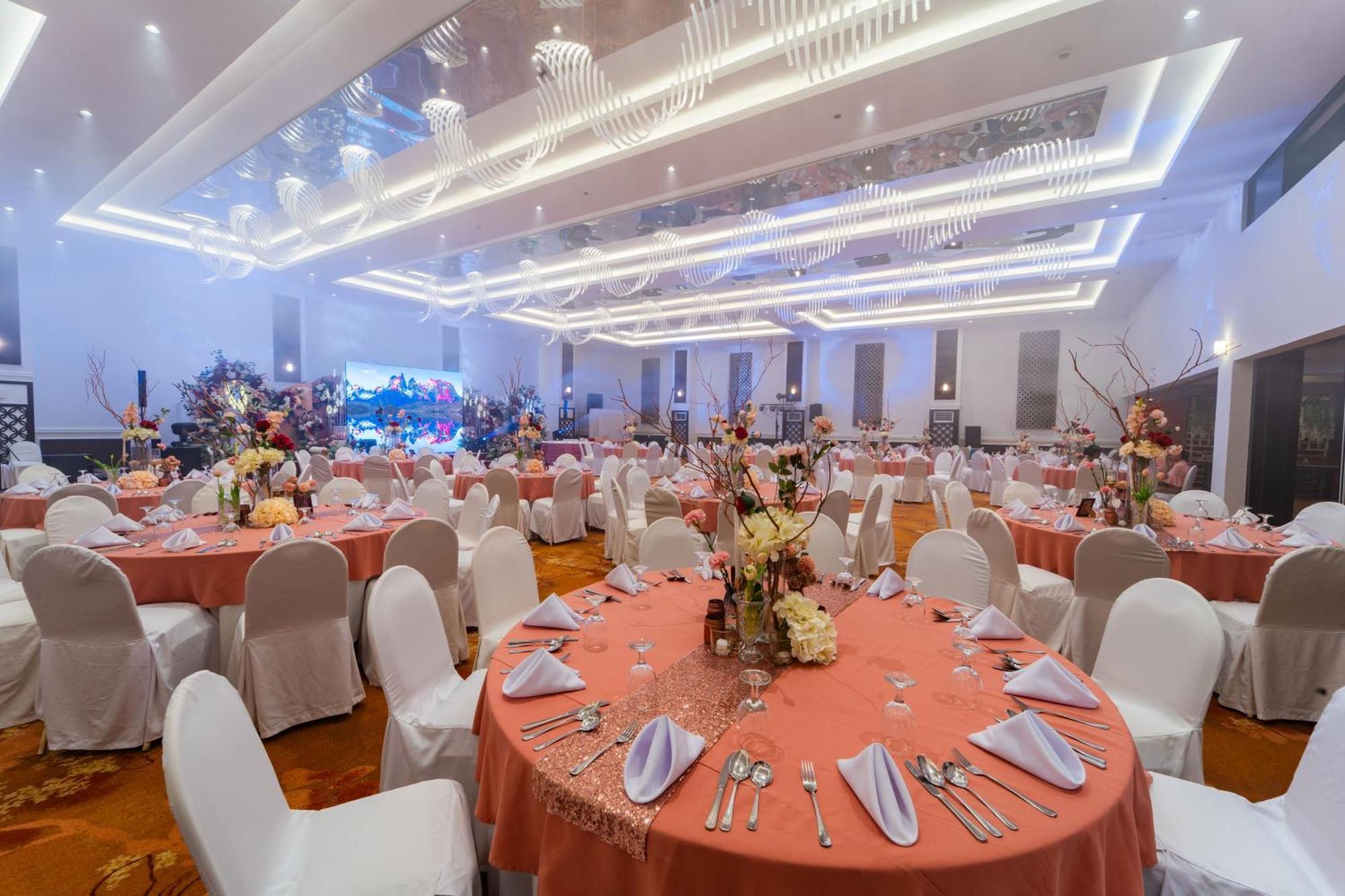 Metrocentre Hotel Tagbilaran City Exteriör bild