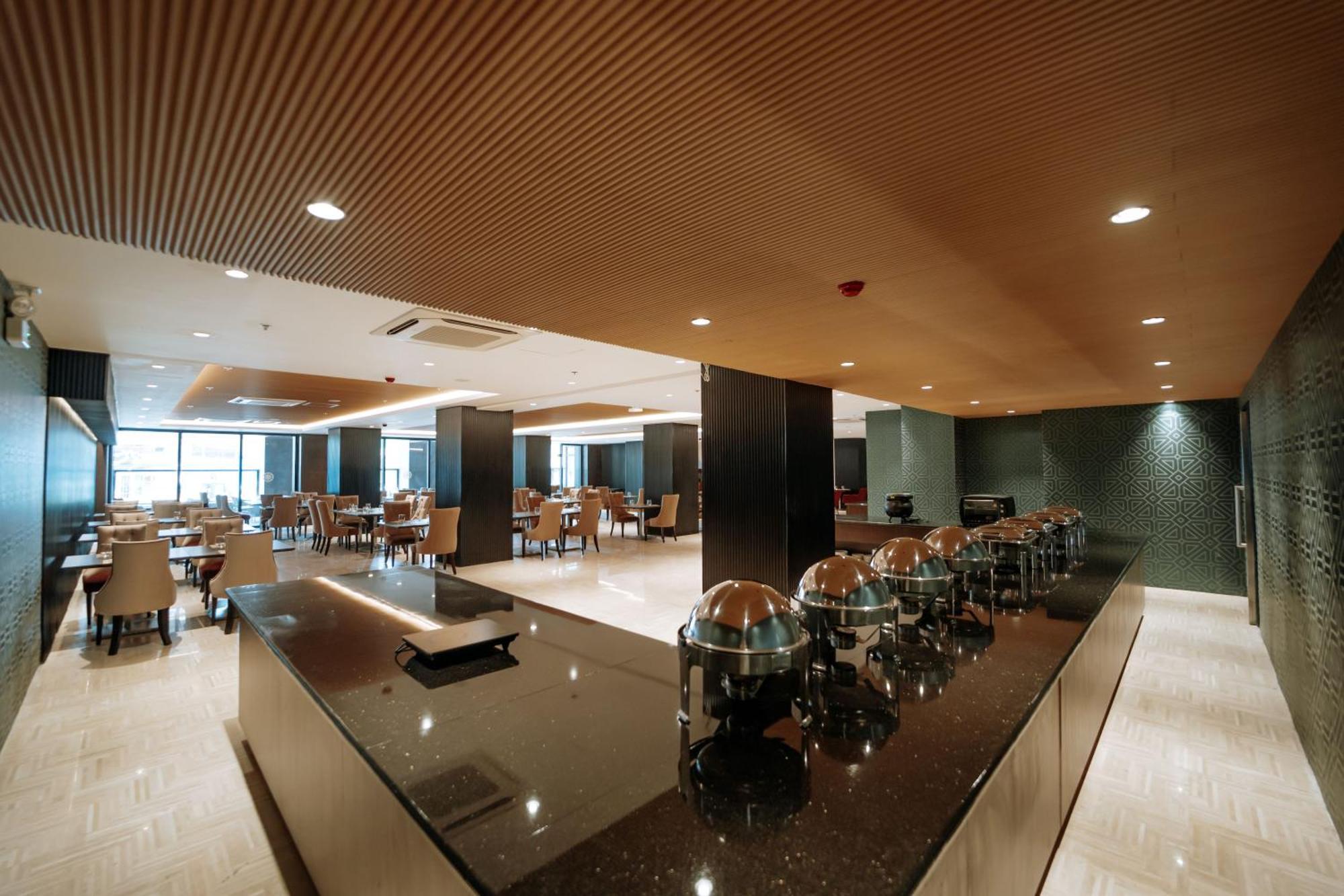 Metrocentre Hotel Tagbilaran City Exteriör bild