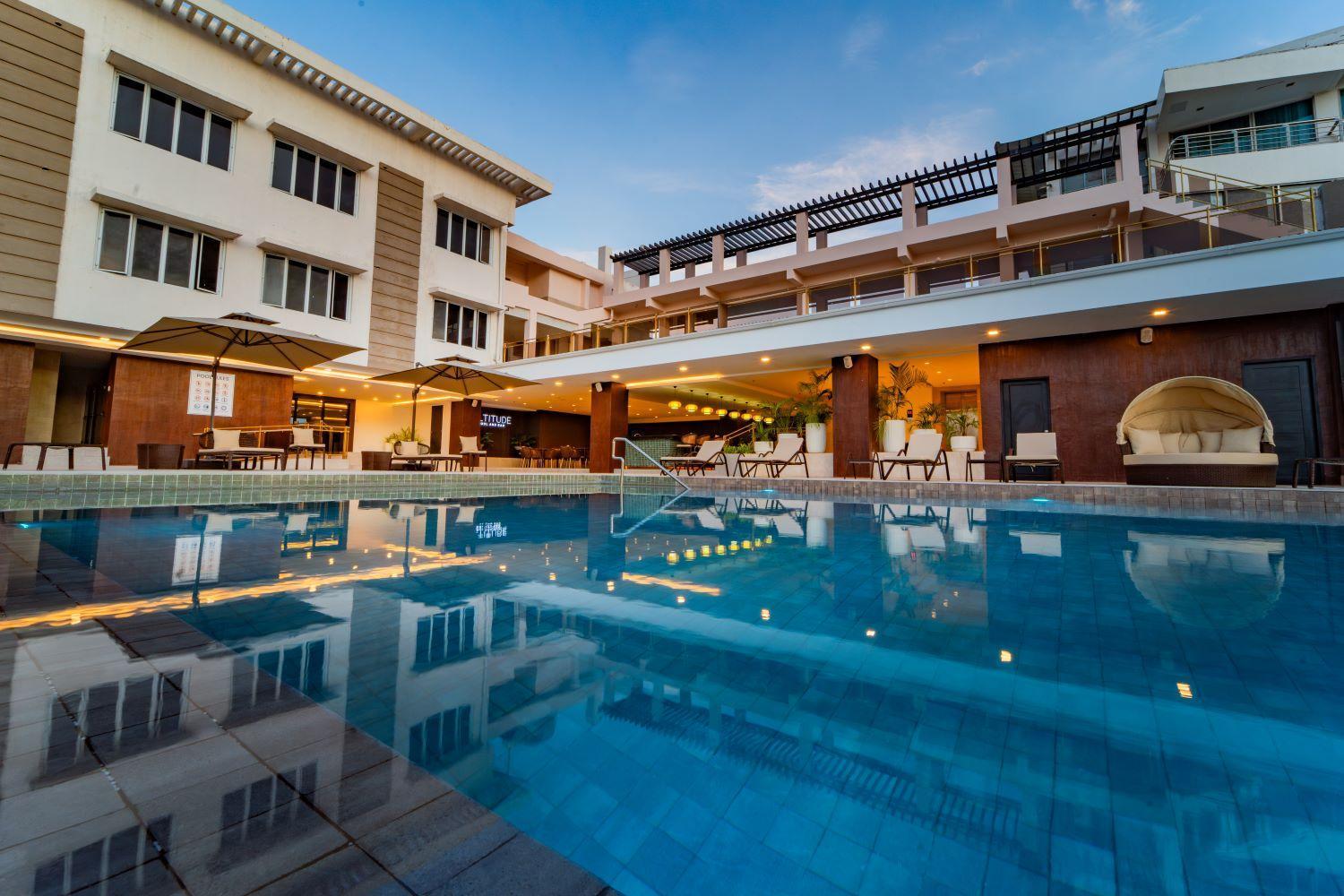 Metrocentre Hotel Tagbilaran City Exteriör bild